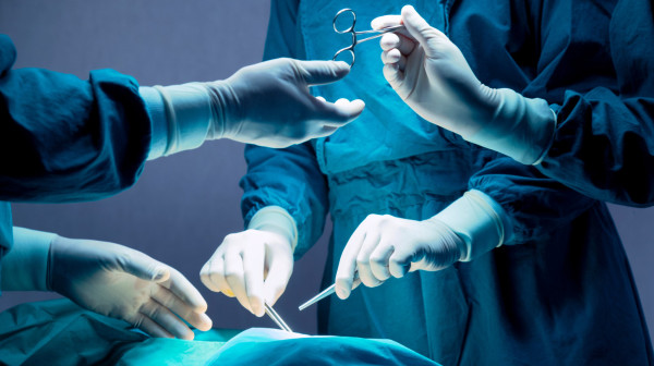 Gradonačelnik pacijentkinji odstranio tumor težak 36 kg: "Operacija uspela, Ana ide kući"