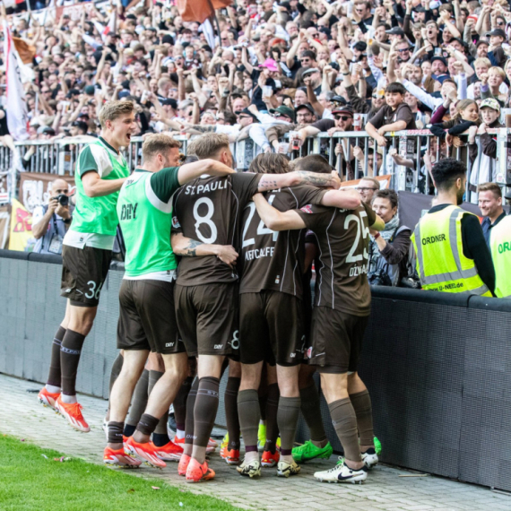 Sankt Pauli se vratio u Bundesligu VIDEO