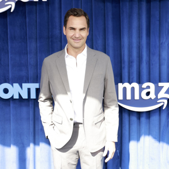 Federer: Spremni? Mojoj teniskoj porodici... VIDEO