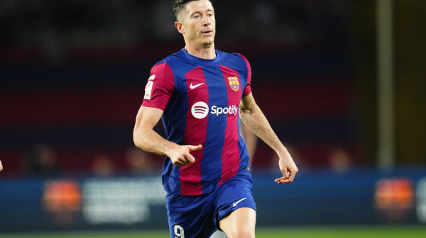 "Frans fudbal" bi da dodeli Levandovskom "Zlatnu loptu" naknadno