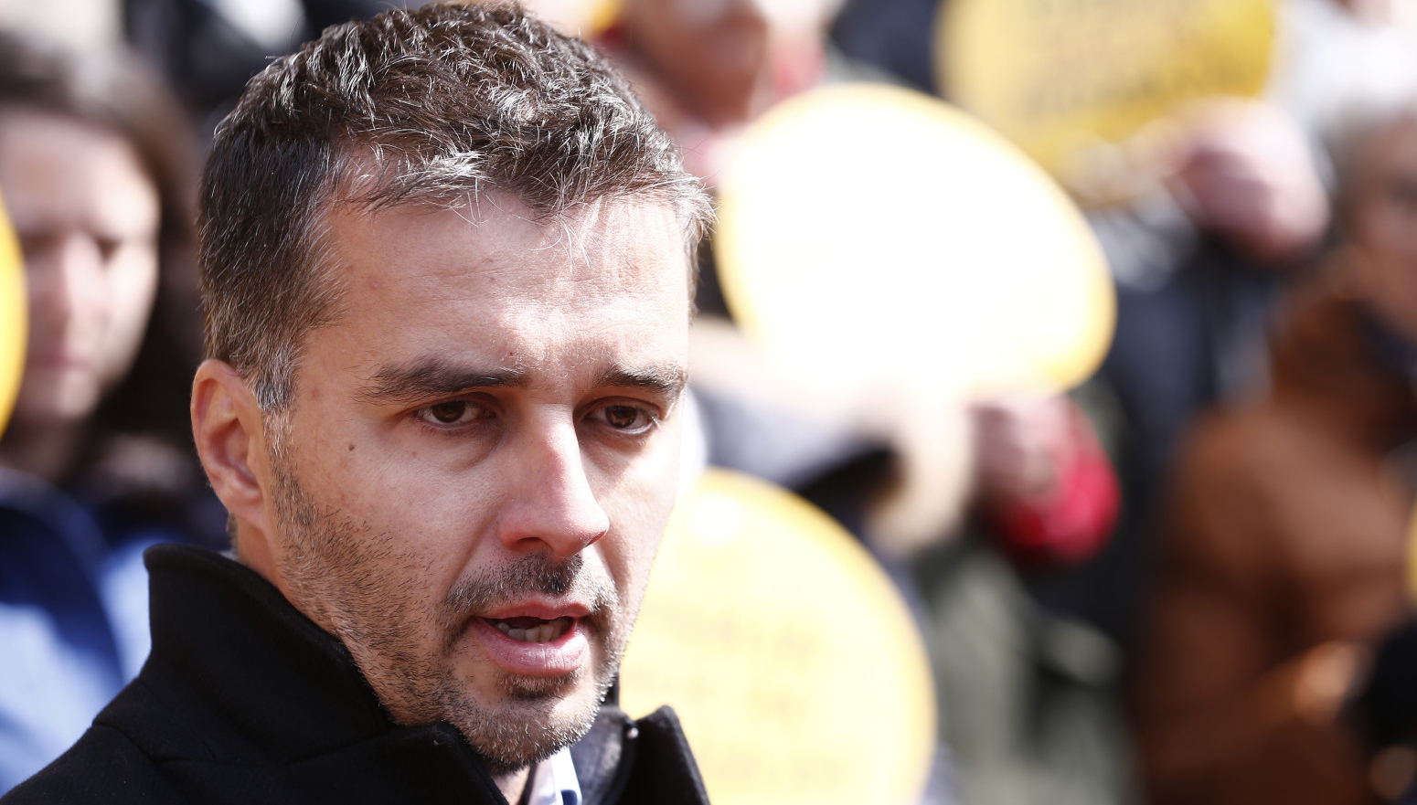 Manojlović se rukovodi albanskim principima: Kurtijevi mediji ga veličaju