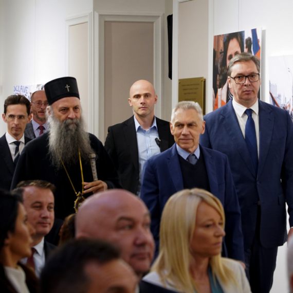 Vučić se obratio na ruskom jeziku: Gromoglasan aplauz u Ruskom domu FOTO/VIDEO