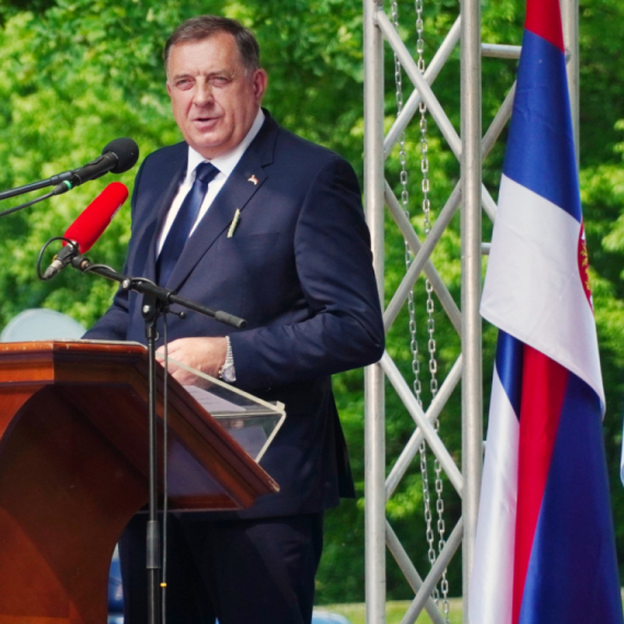 Protest: Narodna skupština Republike Srpske donela važnu odluku o Rezoluciji o Srebrenici