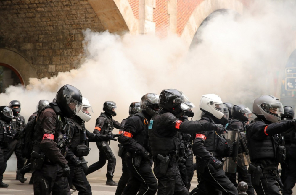 Napadnuti zatvori; Uhapšene 22 osobe