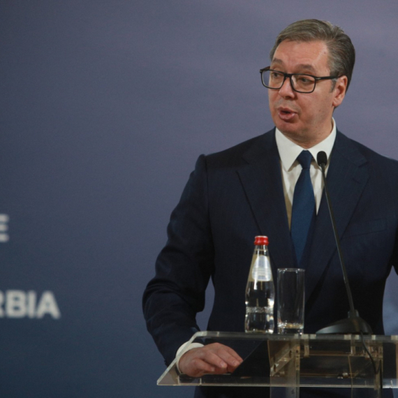 Vučić pred put u Njujork: "U četvrtak ćemo znati ko su nam prijatelji. Suprotstavićemo se jače nego što misle"