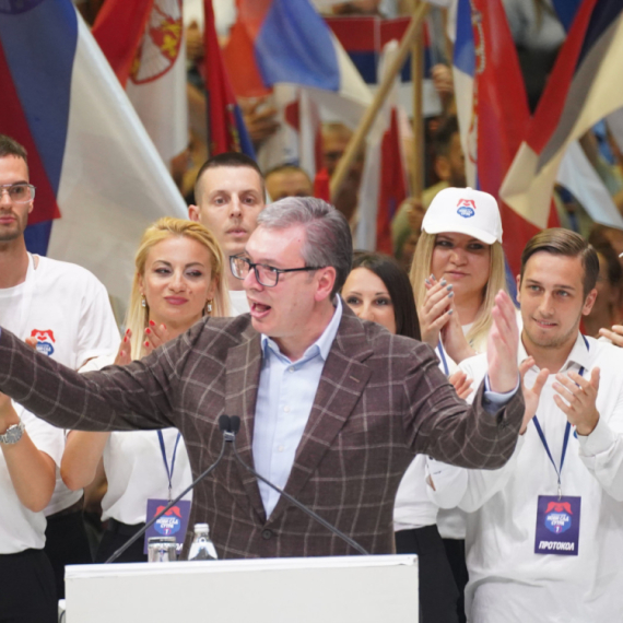 Vučić in crowded Spens: This team is like Real Madrid compared to others; I want you to fight for people