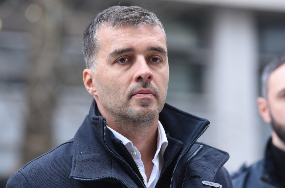 Zašto je Manojlović jedini političar kog je Kurti pustio na KiM? Sve zbog zastave Norveške VIDEO