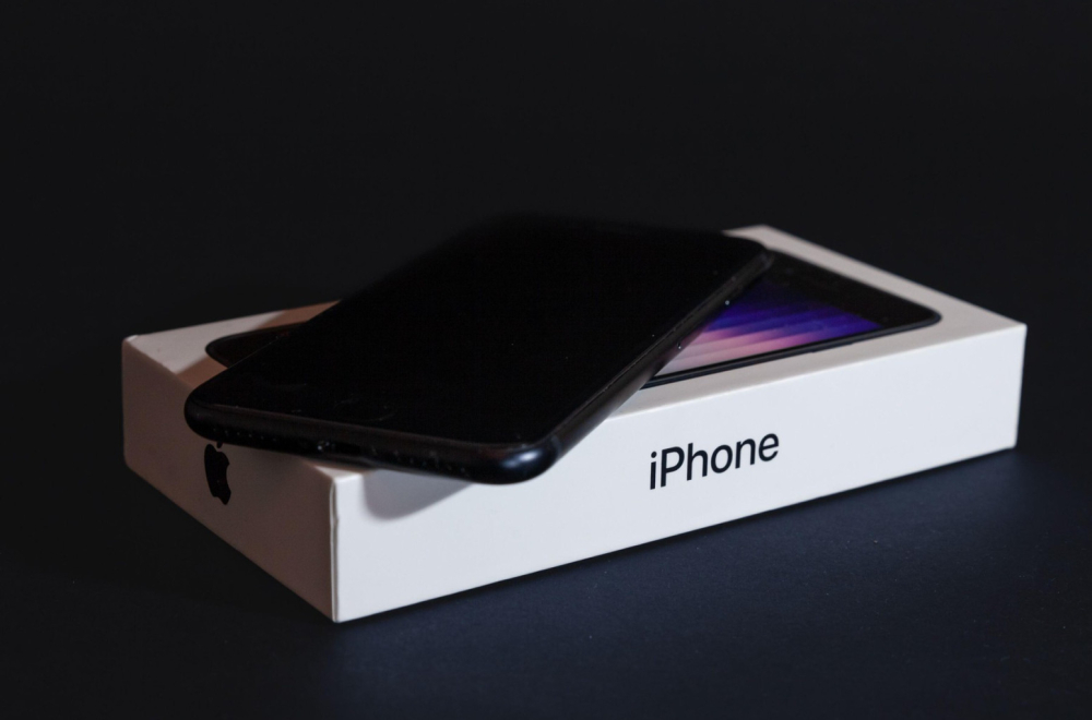 Čekate novi jeftini iPhone? Evo kada bi mogao da se pojavi