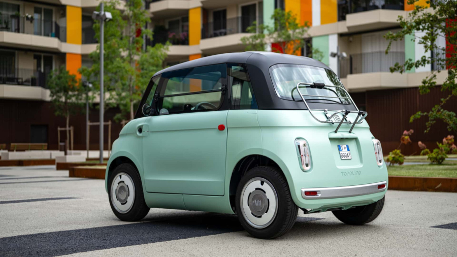 Stavili italijansku zastavu, a auto nije napravljen u Italiji? Zabranili im prodaju FOTO