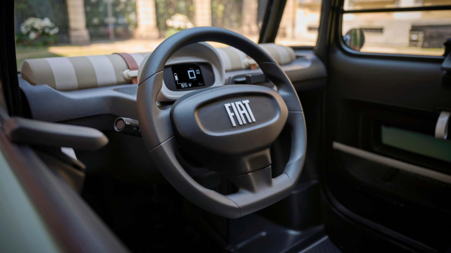 Stavili italijansku zastavu, a auto nije napravljen u Italiji? Zabranili im prodaju FOTO