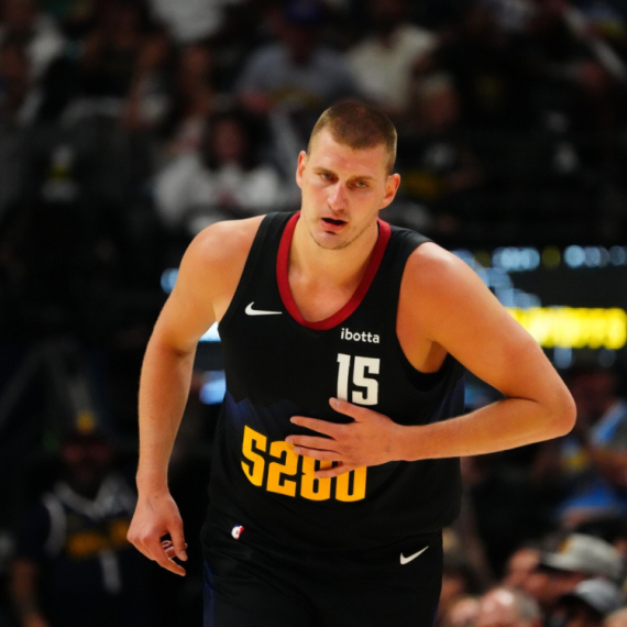 Jokić otkrio za koga navija u borbi za titulu