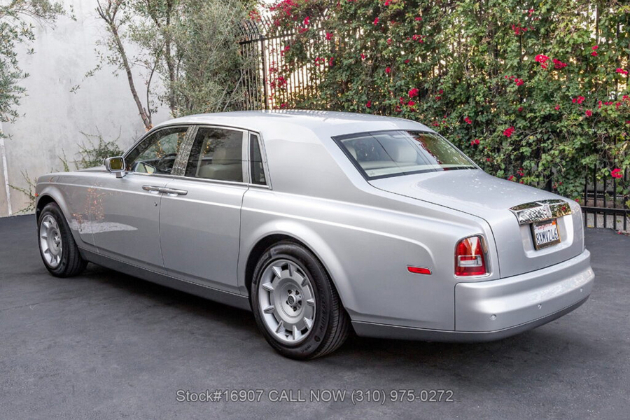 Skuplji servis od automobila: Rolls-Royce košta 65.000, a na servis otišlo 73.000 evra