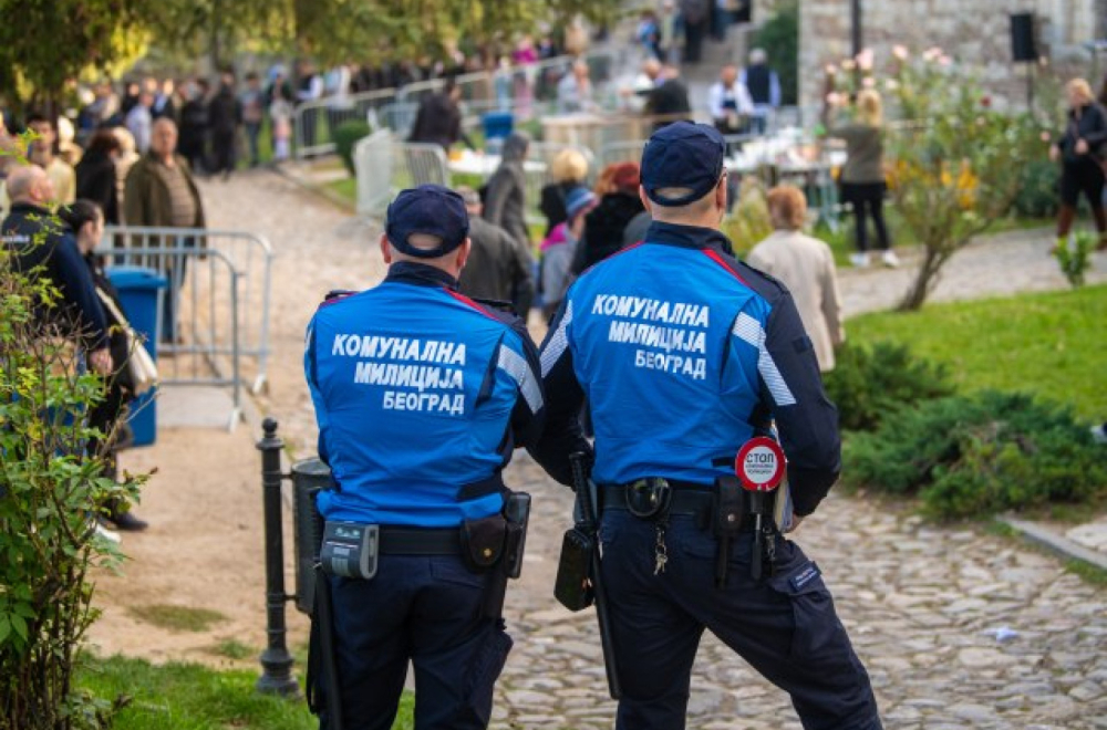 Beograd nabavlja uniforme za Bele: Raspisan tender vredan 165 miliona