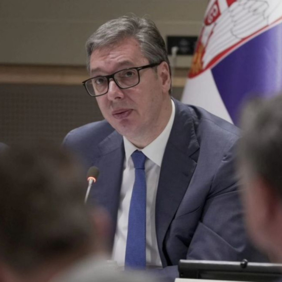 "Srbija mora da ima energiju sve vreme": Vučić poručio EPS-u da radnici ne idu kućama i da obezbede struju