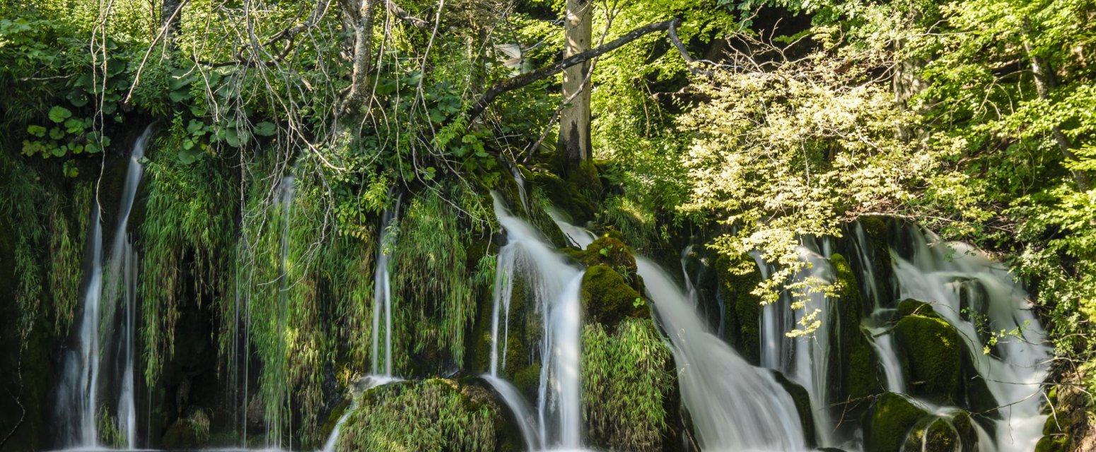 Najlepša legenda o Crnoj kraljici: Znate li kako su nastala Plitvička jezera? FOTO