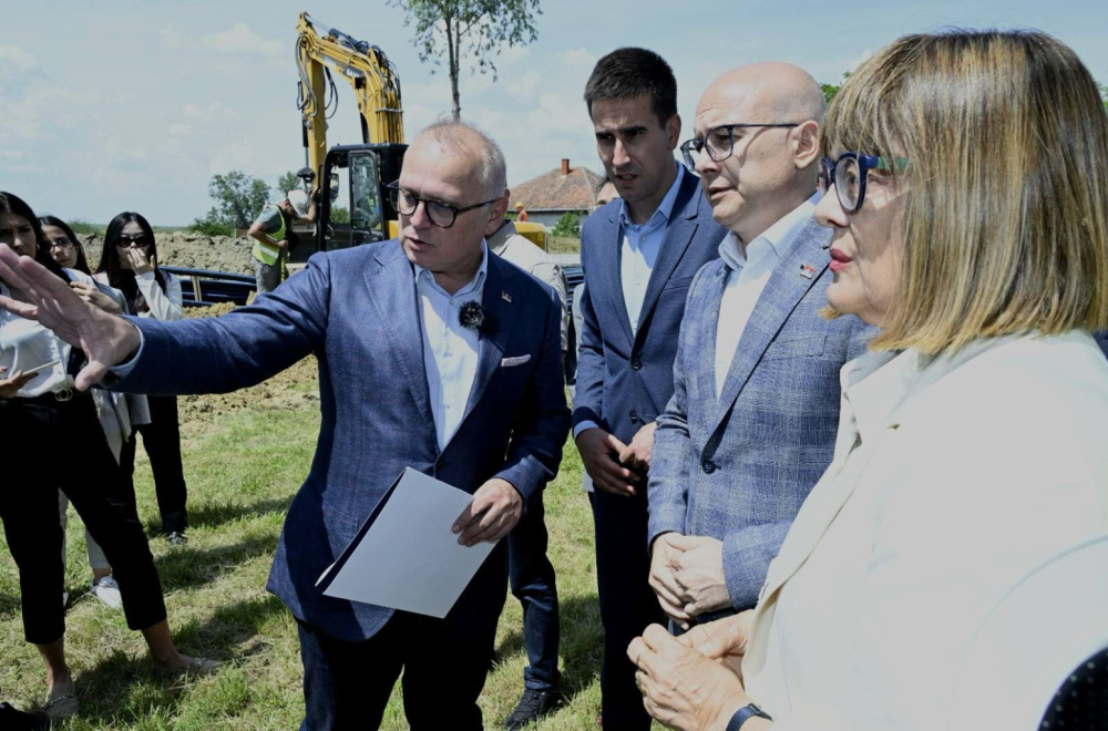 Rešava se decenijski problem: Vučević i Vesić obišli radove FOTO