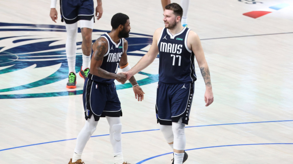Dončić i Irving nezadrživi – Dalas spremio "metlu" Minesoti VIDEO