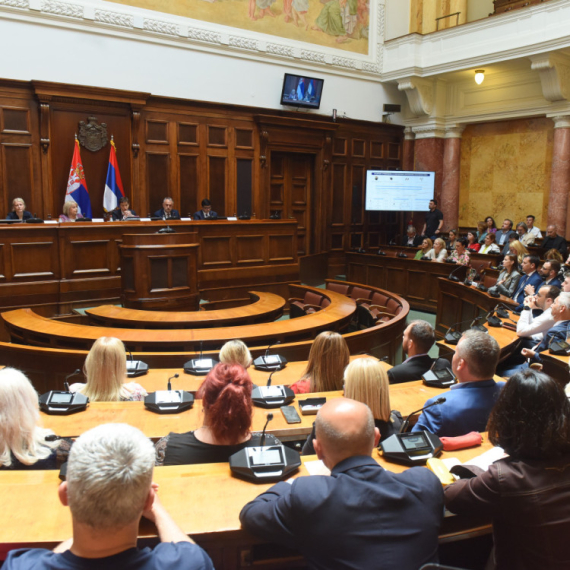 Sednica Vlade o pitanjima od strateškog značaja u nedelju; Prisustvovaće Vućić