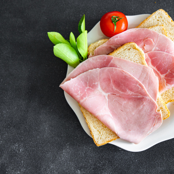 Povlači se šunka iz prodaje: Pronađena opasna bakterija