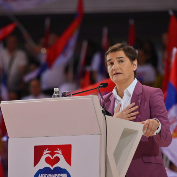 Brnabić naglasila da su građani poslali ključnu poruku: "Ne žele nestabilnost i neizvesnost" VIDEO