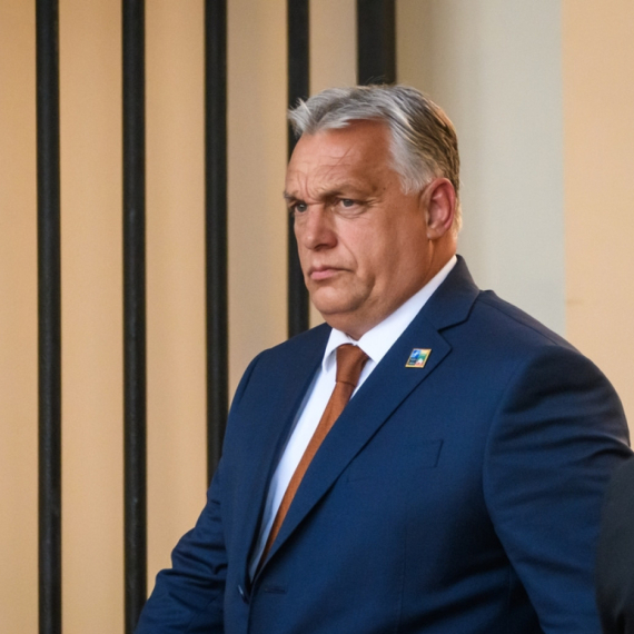 Viktor, sam protiv svih