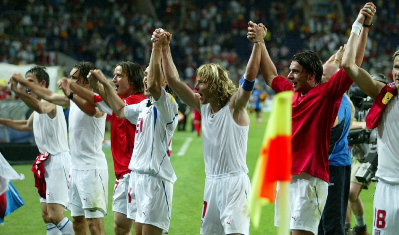 EURO 2004 – Cela Evropa je igrala Sirtaki