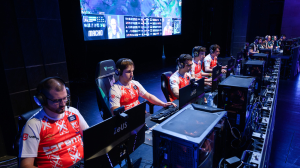 Crvena zvezda Esports predstavlja novi dres u saradnji sa Sport Visionom i Umbrom
