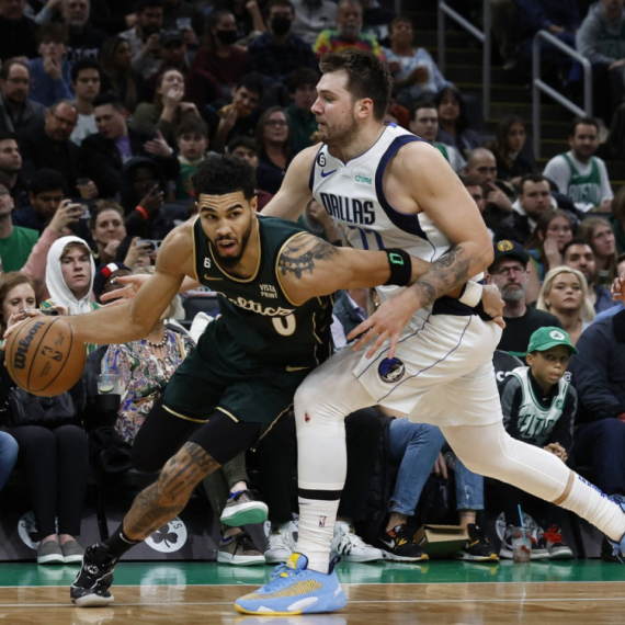 Veliko finale NBA lige – Dončić i Irving protiv Tejtuma i Brauna