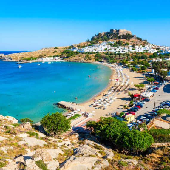 Poznatu plažu na Rodosu sada možete da koristite besplatno VIDEO
