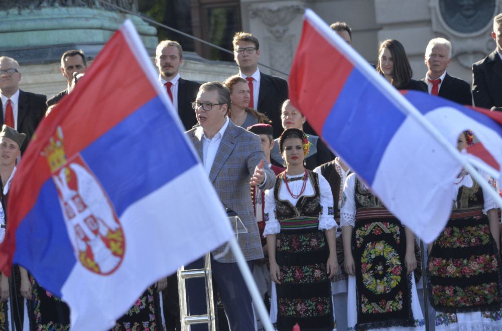 Vučić raširio zastavu Srbije iz UN: Jedna mala Srbija vam se suprotstavila jer  je odlučila da se bori