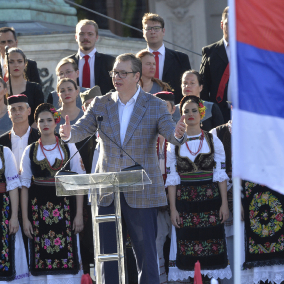 Svesrpski sabor izazvao bes ideologa opozicije: Zasmetala i deca koja igraju srpsko kolo VIDEO