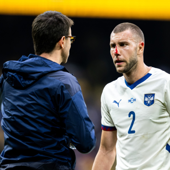 Prljav potez Šveđana – Pavloviću razbili nos, potekla i krv FOTO
