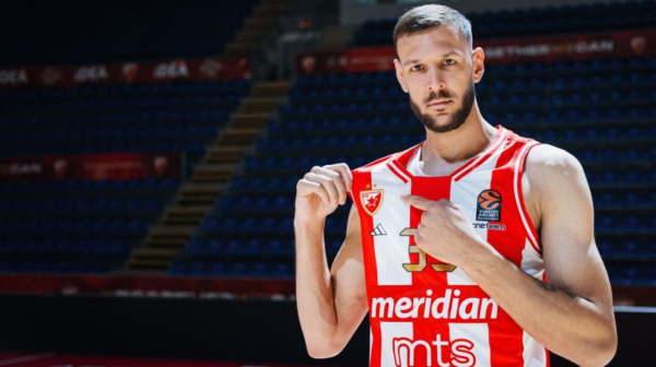 Plavšić: "Navijati za Zvezdu je stvar kućnog vaspitanja" VIDEO