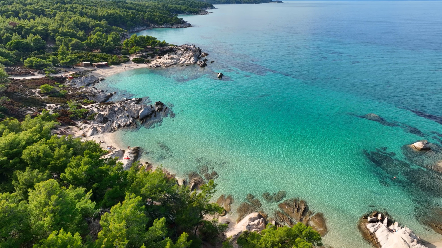 Najlepše plaže sa prirodnim hladom na Sitoniji FOTO