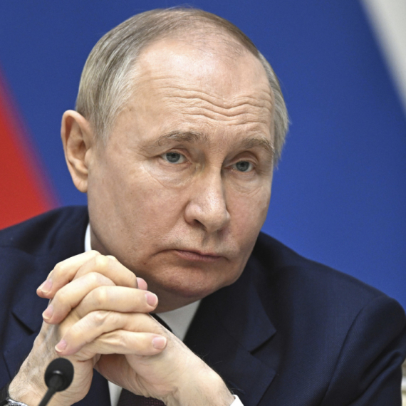 Putin napušta Rusiju