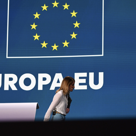 Evropa je u plamenu; Jedna vlada je već raznesena