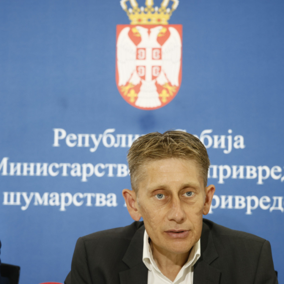 Ministar poljoprivrede pozvao malinare na novi sastanak