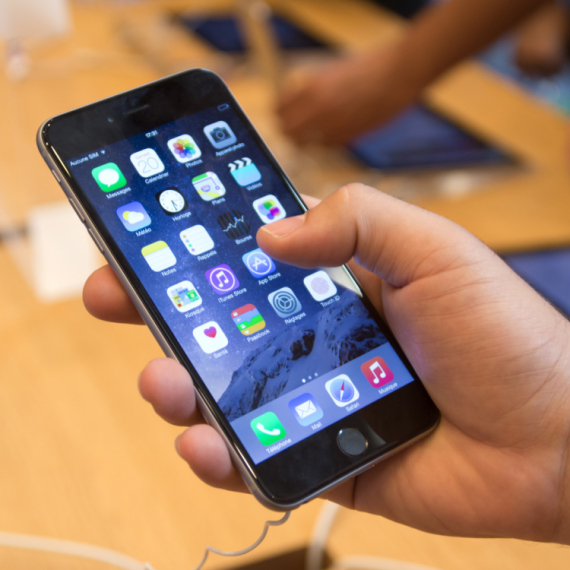 Ako imate ove iPhone modele, možete slobodno da ih bacite