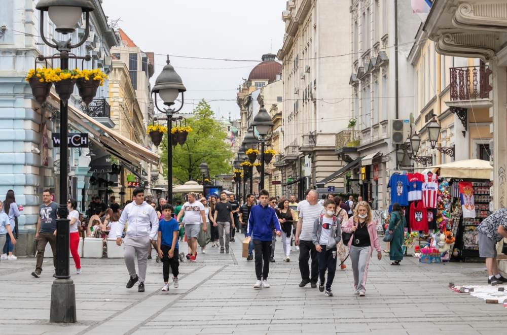 Beograđani, oprez: Stara prevara ponovo zaživela; Uz pomoć ovog trika na ulici uzimaju novac