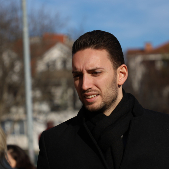 Pavle Grbović poručio Paunoviću iz DS-a: "Koliko mržnja i lična netrpeljivost mogu da zaslepe čoveka" FOTO