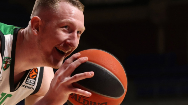 Efes "ukrao" igrača Trinkijeriju