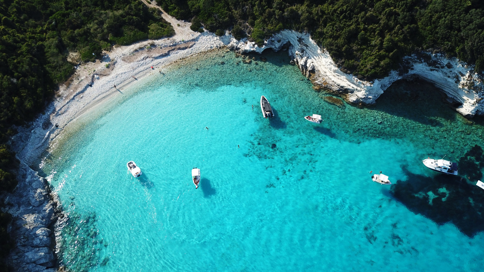 Kompletan vodič za Krf: Najlepše plaže, lokaliteti koje vredi posetiti i cene na ostrvu FOTO