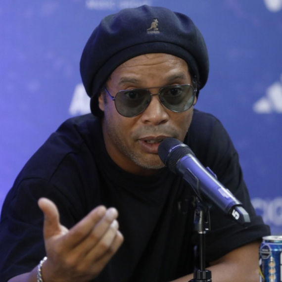 Ronaldinjo isprozivao Brazil, Rafinja mu odgovorio: "Što si zvao Vinisijusa za karte?"