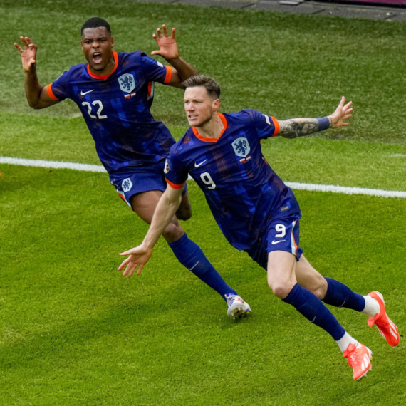 Pobeda Holandije – Veghorst pred kraj probio poljski zid VIDEO