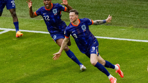 Pobeda Holandije – Veghorst pred kraj probio poljski zid VIDEO