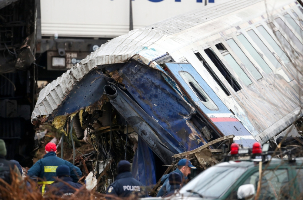 Terrible passenger train crash in the Czech Republic: Hospitals overwhelmed with the injured