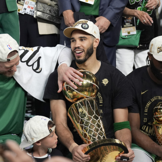 Dončić nije mogao sâm – Boston lagano do rekordne titule! VIDEO