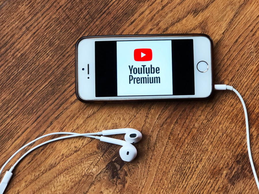 Da li biste plaćali YouTube za ovo?