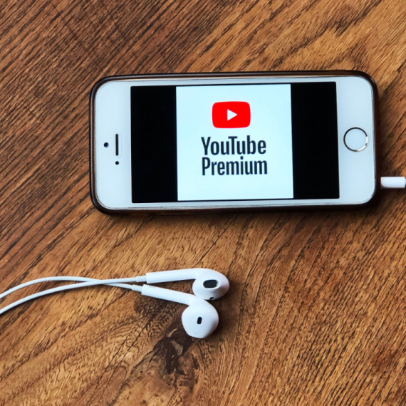 YouTube počeo da gazi i Premium korisnike