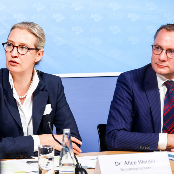 AfD prelomio: Idemo sami